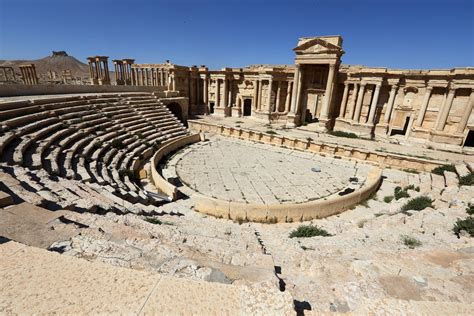 Daesh Détruit Deux Monuments Célèbres De Palmyre Cnews