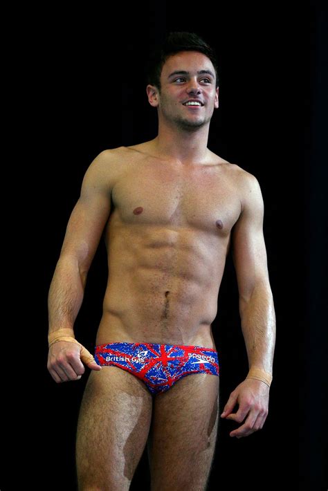Male Gaze Dive Into Our Hearts Tom Daley