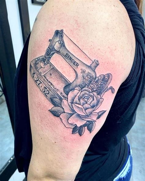 30 Pretty Sewing Machine Tattoos You Must Love Style Vp Page 2