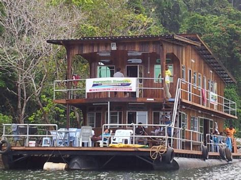 Places kuala terengganu travel & transportationtourist information center jelajah kenyir boat house services. Pakej Tasik Kenyir 2021 - Pakej Houseboat | Blog Pakej.MY