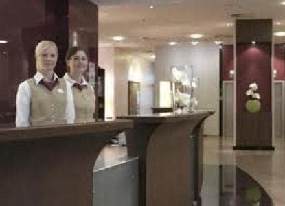 Yes, guests have access to a fitness center and a sauna during. Holiday Inn Frankfurt Airport Neu Isenburg in Neu-Isenburg ...