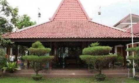 Ada berbagai macam rumah adat yang tersebear di indonesia. 10 Rumah Adat Jawa Timur dan Penjelasannya Lengkap - Tak ...