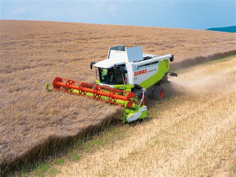 Claas Lexion Photos Photogallery With 9 Pics