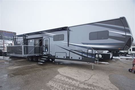 2018 Jayco Seismic 4113 Camper