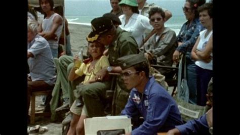(2) the details of kurtz's death and burial late in the movie differ significantly from the book. Test Blu-ray du film Apocalypse Now