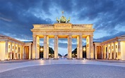 Berlino - Porta Di Brandeburgo Alla Notte Immagine Stock - Immagine di ...