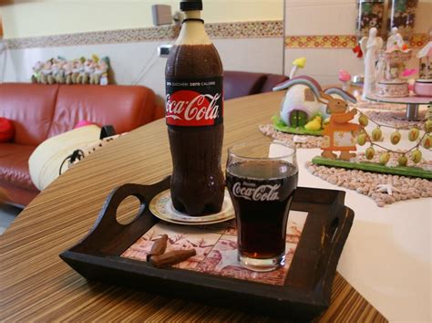 Maybe you would like to learn more about one of these? Ricetta Bottiglia di Coca-Cola dolce | Dolcidee