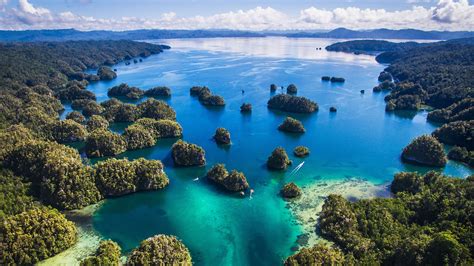 A New Yacht From Aqua Expeditions Lets Divers Explore Raja Ampat In