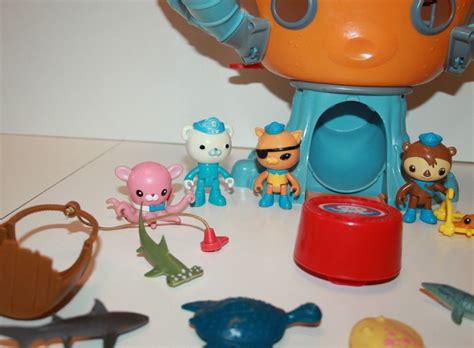 Octonauts Octopod Sound Playset With Kwazii And Barnacles Fisher Price