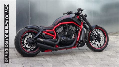 Harley Davidson® V Rod Muscle Custom By Bad Boy Customs