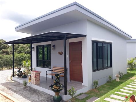 Expats are attracted to malaysia's lower cost of living, bustling cities, multicultural vibe, climate and proximity to singapore. View Simple Small House Low Budget Ceiling Design For ...