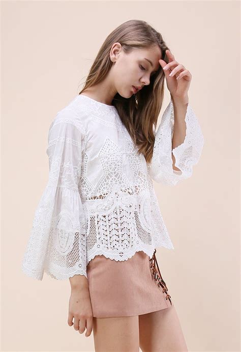 Beauty Full Lace Cutout Top In White Long Sleeve Tops Retro