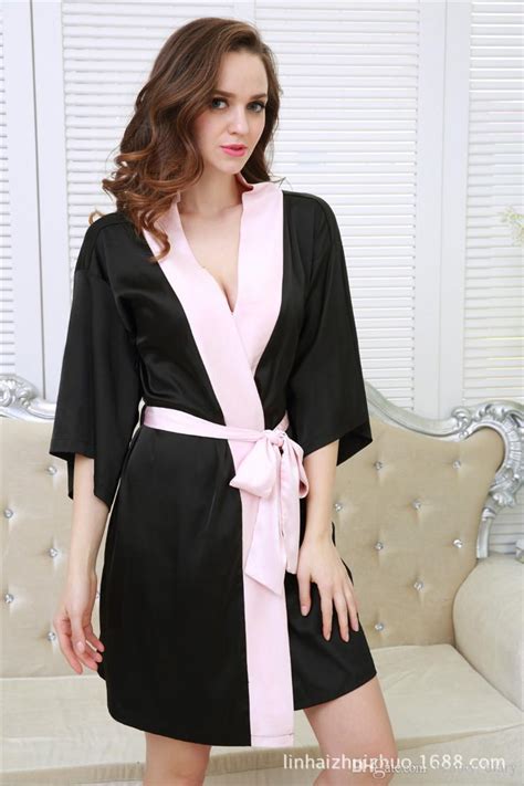 2020 Women Silk Satin Short Night Robe Solid Kimono Fashion Bath Robe Sexy Bathrobe Peignoir