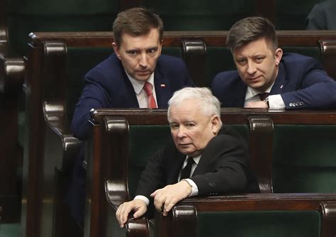 Poles Divided Over Holding Presidential Vote During Pandemic