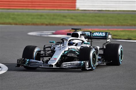 Can Mercedes Amg Reign Supreme With Their New 2019 F1 Car Racing News