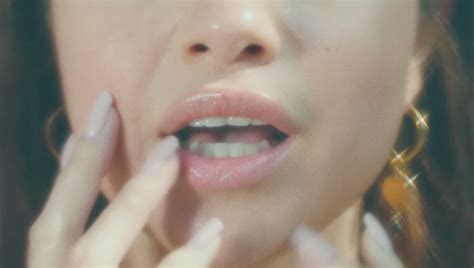 The Exact Lip Gloss Selena Gomez Wears In Her New “fetish” Video Allure
