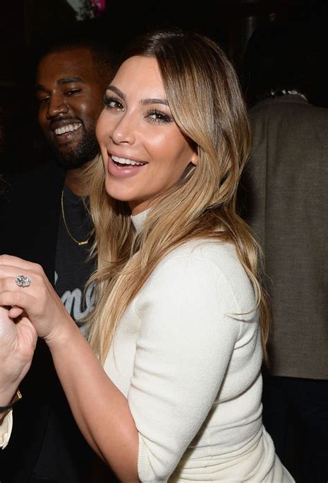 Kim Kardashian Engagement Ring Kanye West New Pictures Glamour