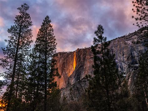 Epic Firefalls Yosemite Firefall Yosemite National Park Horsetail