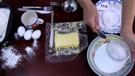 Learn How To Bake A Cake YouTube