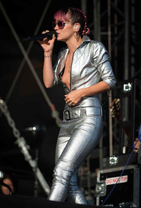 Lily Allen Performs At V Festival At Hylands Park August 2015