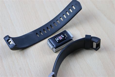 Fitbit Charge 2 Gadgets To Use