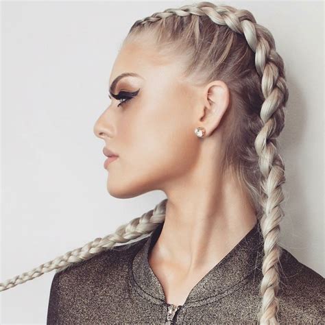 How to braid hair with extensions in a french braid style? Hotloxs Hair Extensions. Ash Blonde.Boxer style/ Double Dutch Braid. | Braids with extensions ...