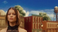 Maren Morris Addresses Country Music Battles in New Video 'The Tree'