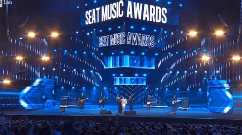Doğan yayın holding bünyesinde faaliyet gösteren kanal hiç el değiştirmeden aynı. Stasera in tv oggi 2 settembre 2020: Seat Music Awards ...