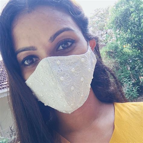 White Lace With Pearl Cotton Face Mask With Filter Pocket And Nose Wire 3