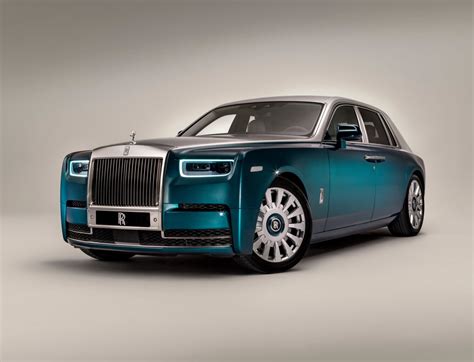 La Rolls Royce Phantom Iridescent Opulence Arrive à Abu Dhabi