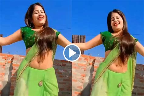 Bhabhi Dance Video Bhabhi S Seductive Terrace Dance On Angur Wali