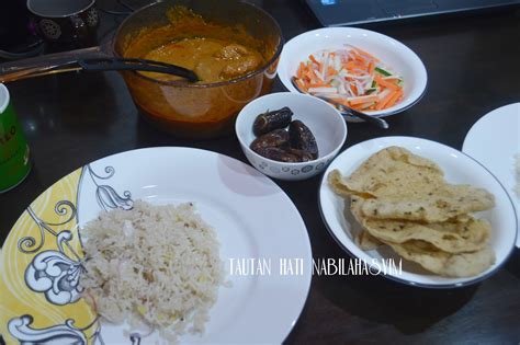 **nasi** # 4 cawan beras biasa + 1 cawan beras pulut # 1/2 tin santan # garam dan gula # 1 sudu besar halba # bawang dan halia (hiris masukkan nasi ke dalam pengukus dan kukus sehingga naik wap. Tautan Hati NabilaHasyim: RESEPI : Nasi Dagang Terengganu ...