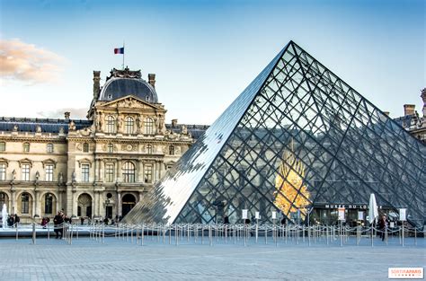 The Louvre Limits Visitors Holding A Ticket Bought Online
