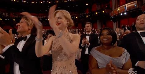 Nicole Kidman Finally Explains Her Bizarre Clapping Technique At The