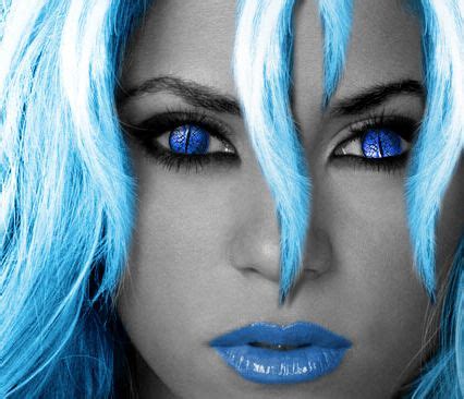 Shakira mebarak free hugs celebs celebrities petite fashion her style role models blue dresses sexy. shakira | Color splash, Shakira, Crazy eyes