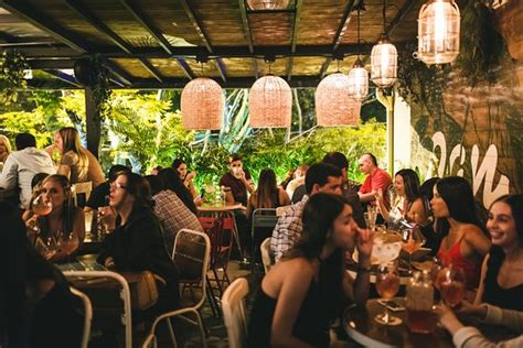 The Best Bars To Meet Someone In Medellin Casacol