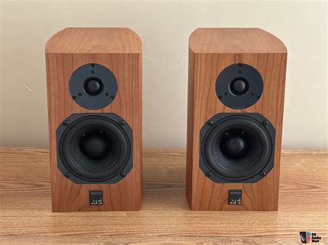Atc Scm 7 V3 In Cherry For Sale Us Audio Mart