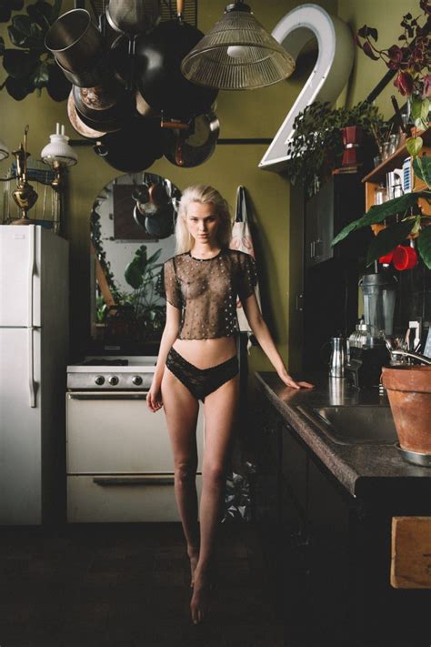 Alexa Reynen Topless TheFappening