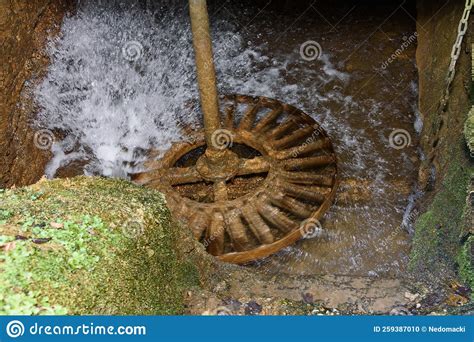 Water Wheel Or Watermill Turbine Grinding Turning And Generating