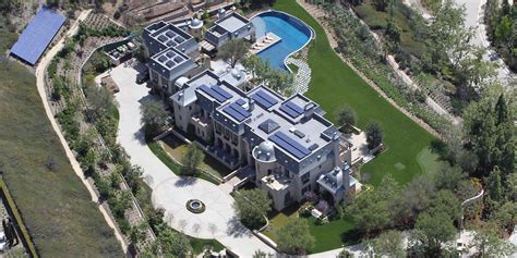 Tom Brady And Gisele Bundchens Mega Mansion Sold To Dr Drestar Map