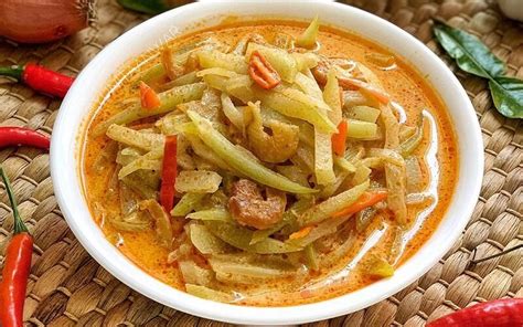 Vegetable is a complementary food that tastes good and tasteful. 5 Resep Sayur Lodeh Jawa Paling Enak, Unik Ada yang Pakai Kulit Semangka