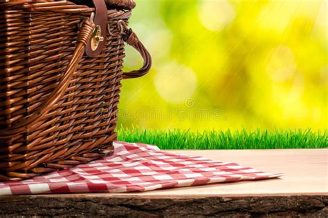 Picnic Basket On The Table Stock Image Image Of Picnic 31720729