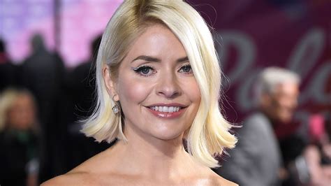 Holly Willoughby Has Total Pretty Woman Moment In Polka Dot Dress And