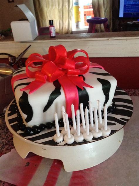 Zebra T Box Cake Decorated Cake By Tianas Tasty Cakesdecor