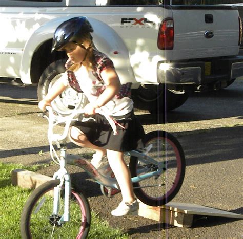 Homemade dirt bike jumps & ramps. Rascals, Rik Rak and Racing: Bikes....and homemade bike ramps!
