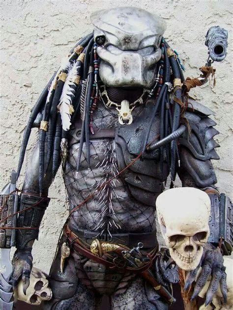 In each episode of 'diy costume squad' one of our expert. A Predator Costume With A Skull | Predator costume ...