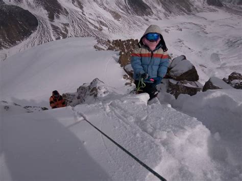 9 year old pakistani girl climbs 5 700m high quz sar peak