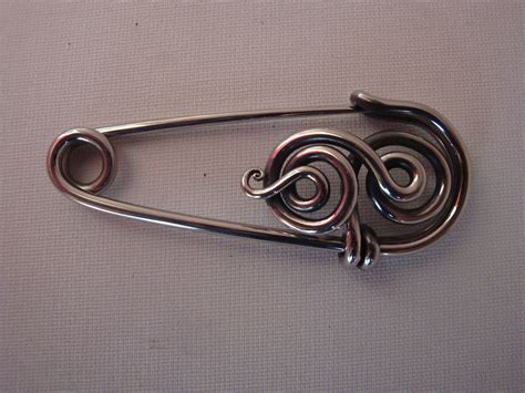 Safety Pin Kilt Pin Scarf Pin Brooch Pin Hammer And Hand