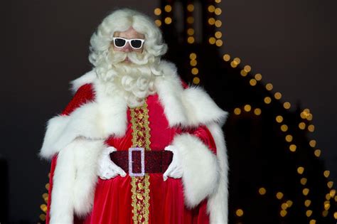 The Many Faces Of Santa Claus Photo 1 Pictures Cbs News