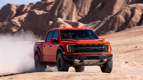 See Fords New Raptor F 150 In Action Cnn Video